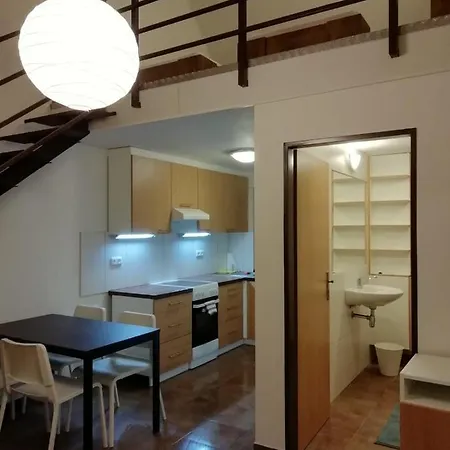 Apartmany Vinarstvi Klucov Lstibor Exterior photo