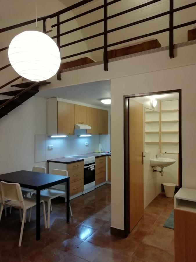 Vinarstvi Klucov Apartment Lstibor