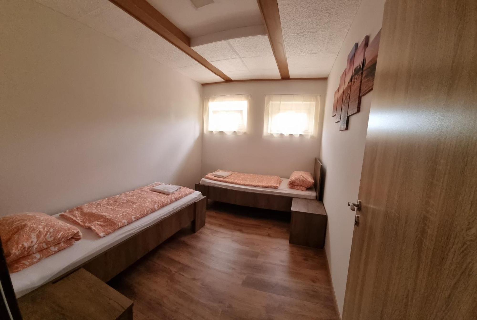 Vinarstvi Klucov Apartment Lstibor
